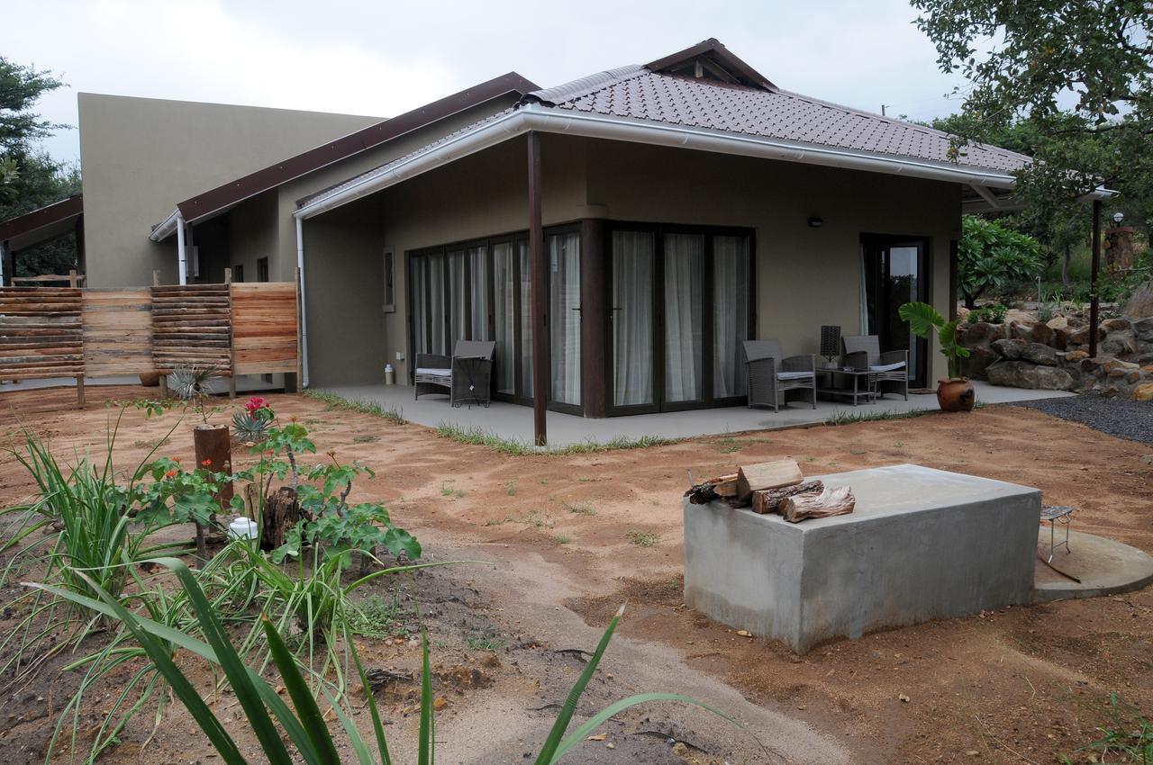 Ukuthula Cottages Kampersrus AH Buitenkant foto