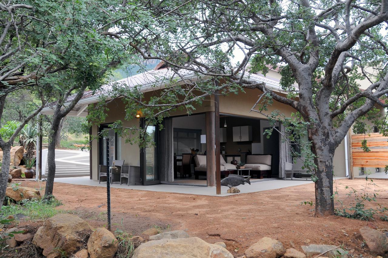 Ukuthula Cottages Kampersrus AH Buitenkant foto